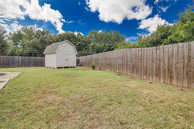 4908 Oldfield Drive, Arlington, TX 76016