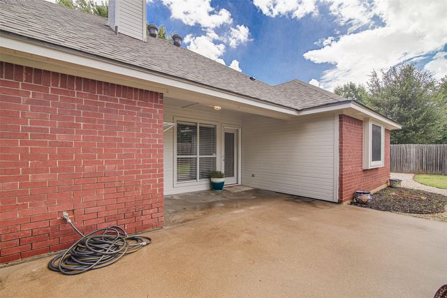 4908 Oldfield Drive, Arlington, TX 76016