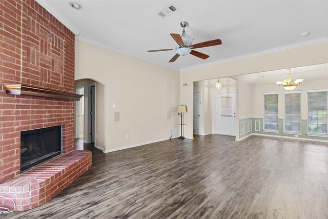 4908 Oldfield Drive, Arlington, TX 76016