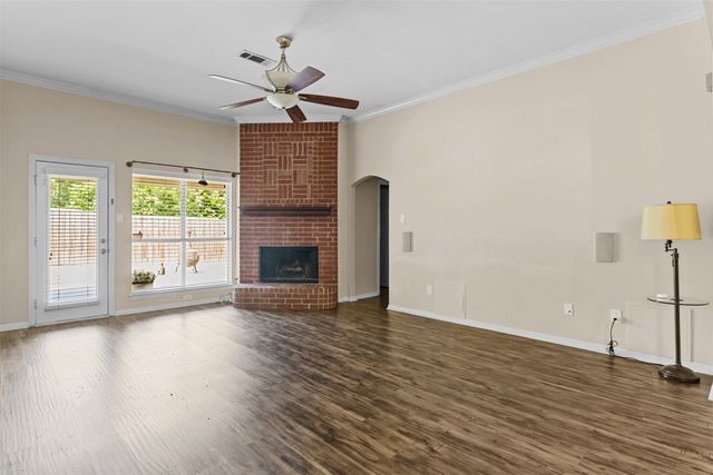 4908 Oldfield Drive, Arlington, TX 76016