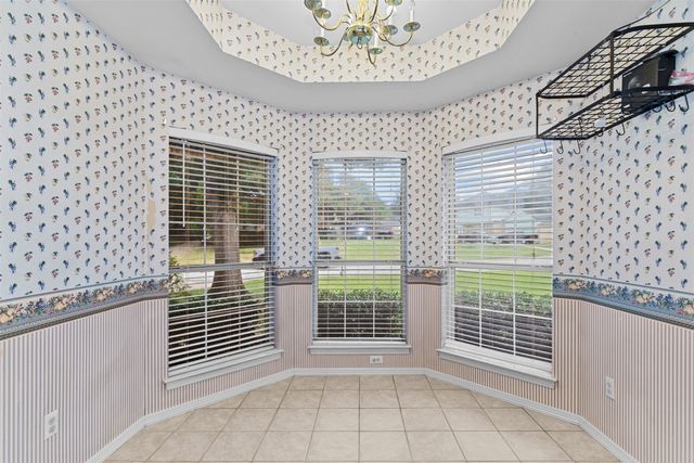 4908 Oldfield Drive, Arlington, TX 76016