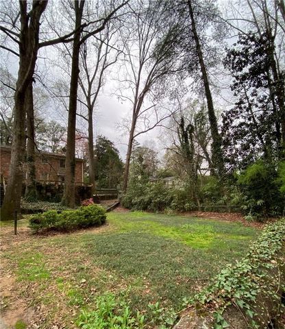 2073 E Roxboro NE Road 2073-A, Brookhaven, GA 30324