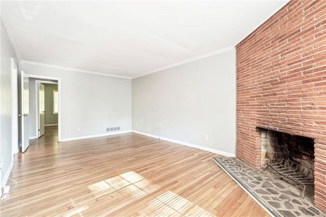 2073 E Roxboro NE Road 2073-A, Brookhaven, GA 30324