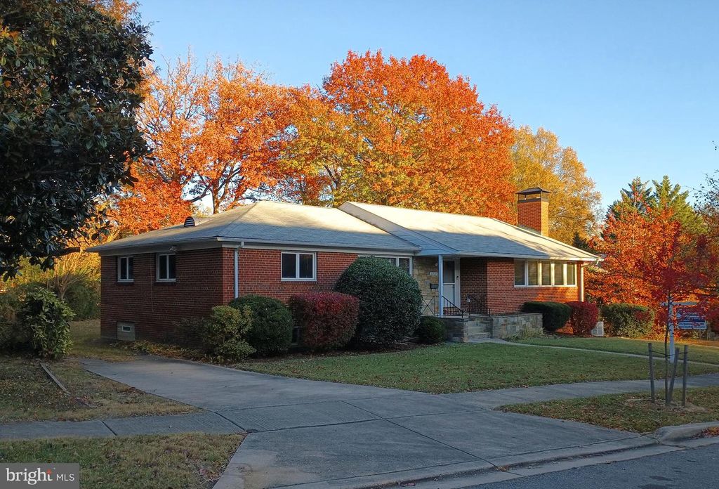 6709 41ST AVE, Hyattsville, MD 20782