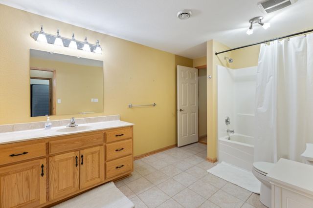 16096 Harmony Path, Lakeville, MN 55044