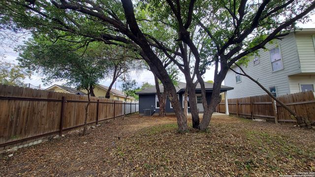 1166 Fitch, San Antonio, TX 78211