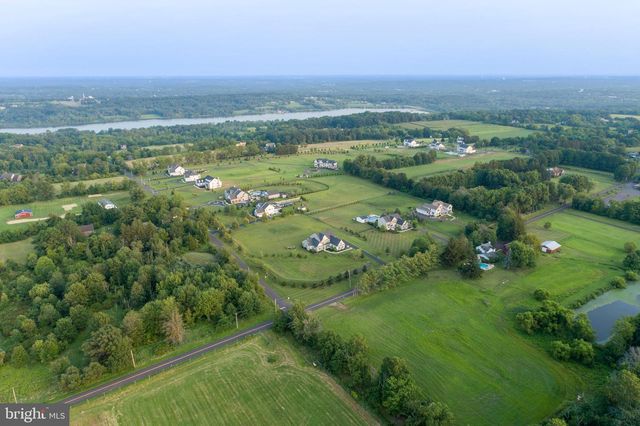 1161 UPPER STUMP RD, Chalfont, PA 18914