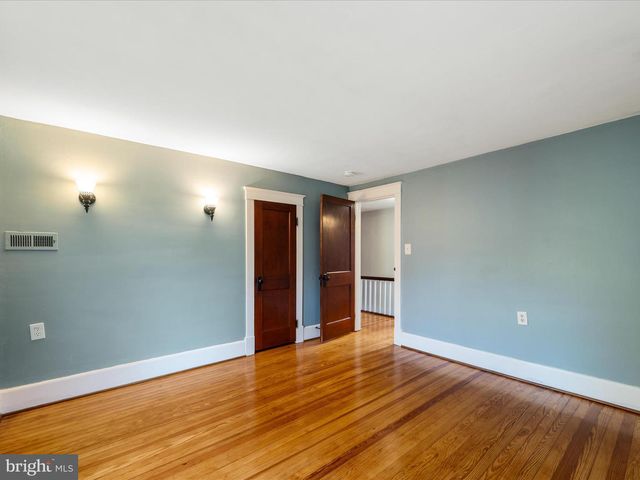 107 E MONMOUTH ST, Winchester, VA 22601