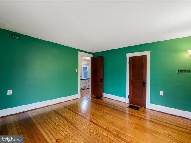 107 E MONMOUTH ST, Winchester, VA 22601