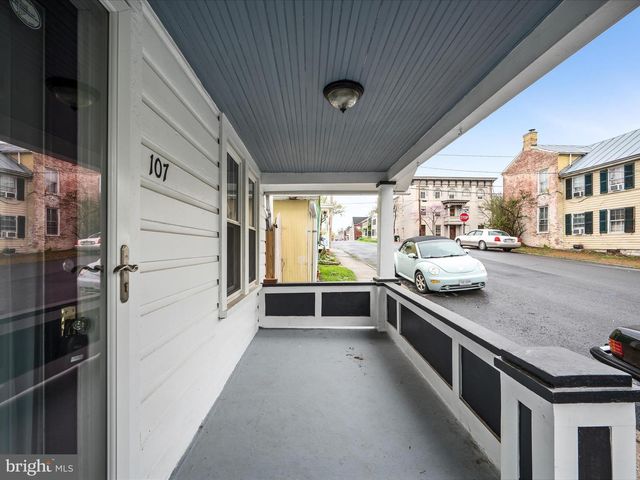 107 E MONMOUTH ST, Winchester, VA 22601