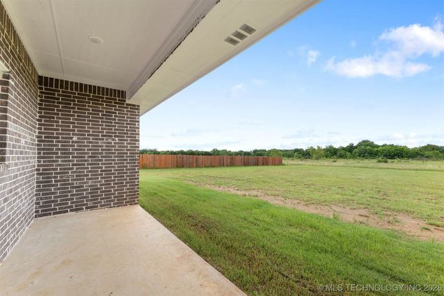 108 Michael, Calera, OK 74730