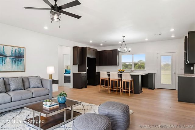 108 Michael, Calera, OK 74730