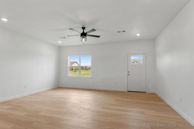 108 Michael, Calera, OK 74730