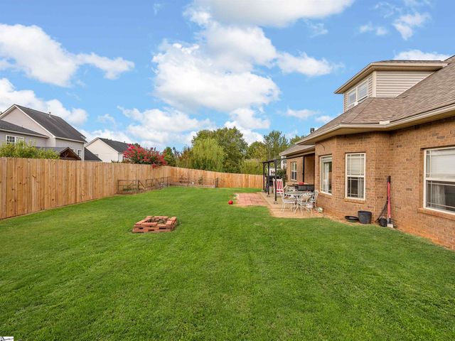 830 Bayshore Lane, Moore, SC 29369
