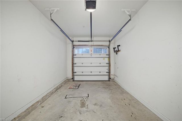 49 Miles Cary MEWS, Hampton, VA 23669