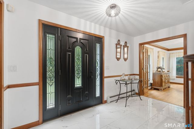 17 Eska Drive, Ledyard, CT 06339