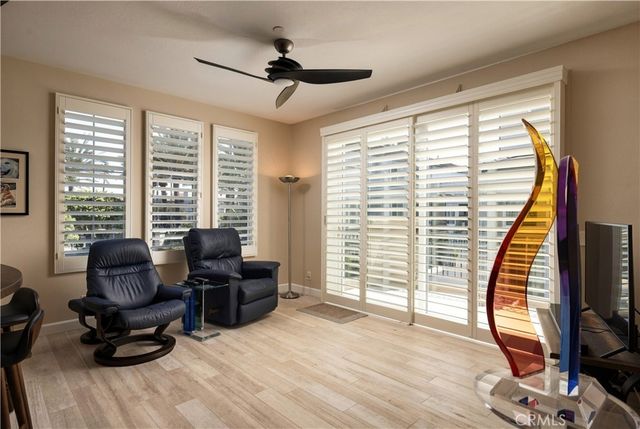 19427 Surfset, Huntington Beach, CA 92648