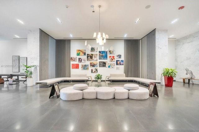 1600 NE 1st Ave 1601, Miami, FL 33132