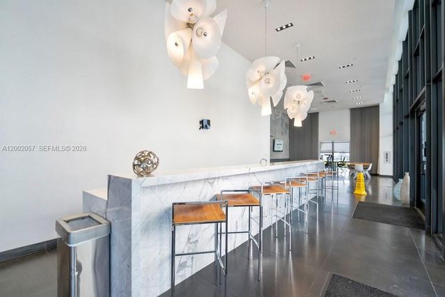 1600 NE 1st Ave 1601, Miami, FL 33132