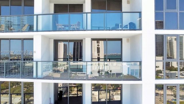 1600 NE 1st Ave 1601, Miami, FL 33132