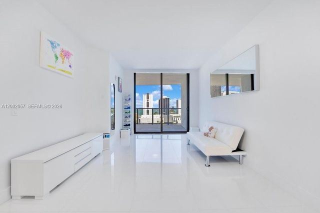 1600 NE 1st Ave 1601, Miami, FL 33132