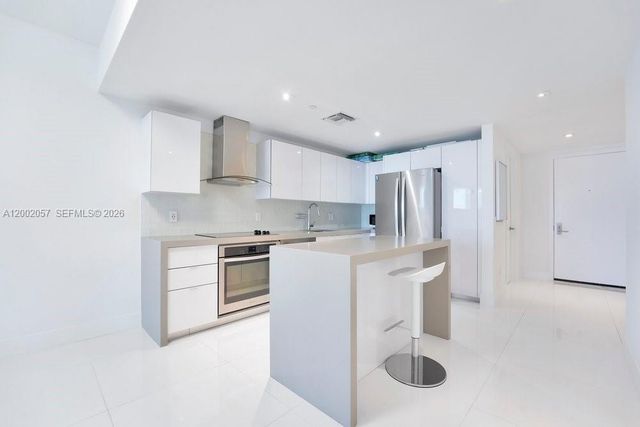 1600 NE 1st Ave 1601, Miami, FL 33132