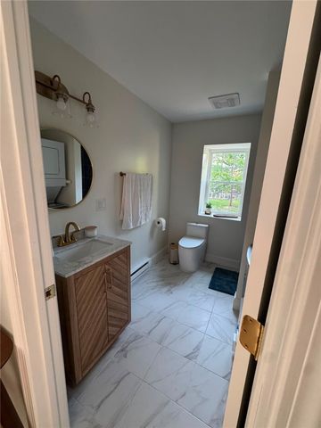 58 Seventh Street 4, East Providence, RI 02914