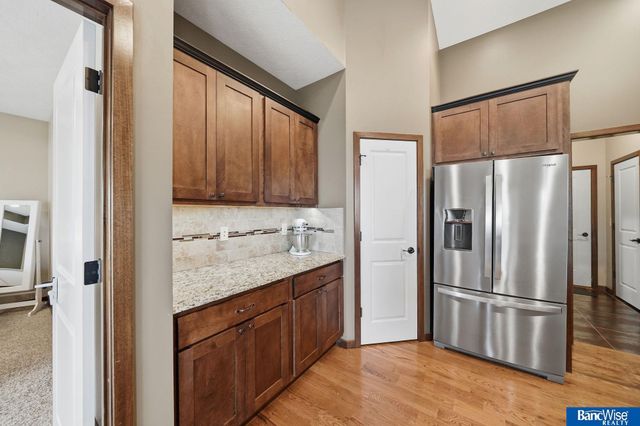 1340 Blue Spruce Drive, Lincoln, NE 68505