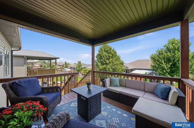 1340 Blue Spruce Drive, Lincoln, NE 68505