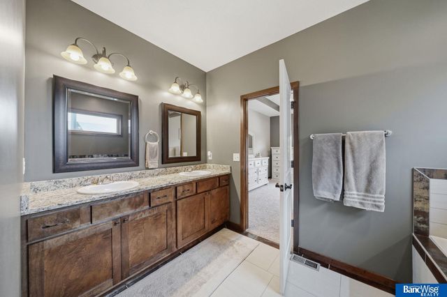 1340 Blue Spruce Drive, Lincoln, NE 68505