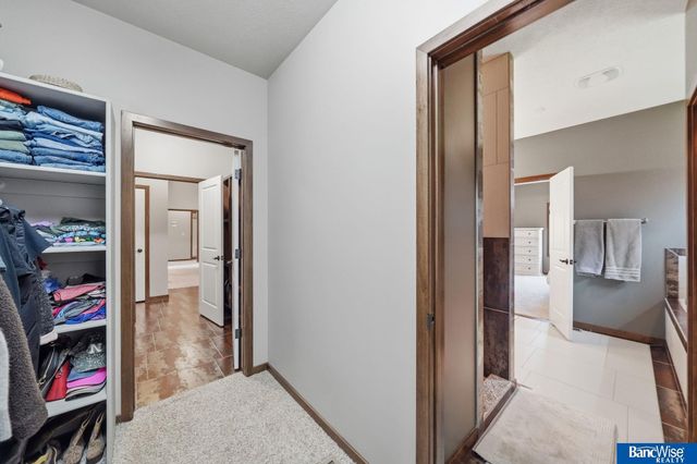 1340 Blue Spruce Drive, Lincoln, NE 68505