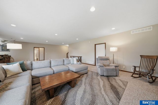 1340 Blue Spruce Drive, Lincoln, NE 68505
