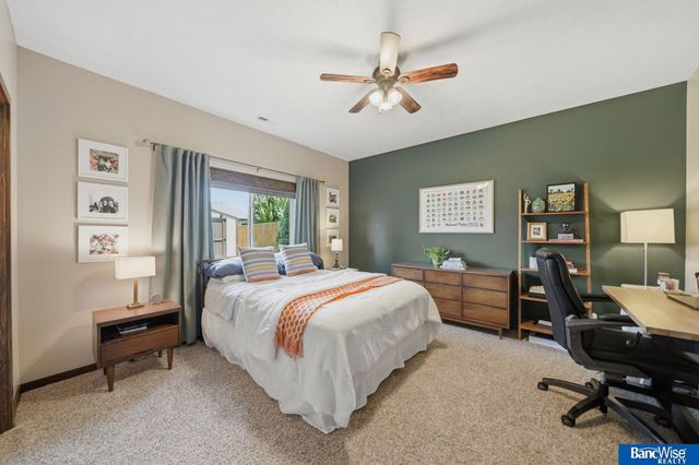 1340 Blue Spruce Drive, Lincoln, NE 68505