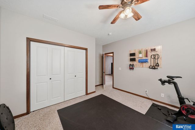 1340 Blue Spruce Drive, Lincoln, NE 68505