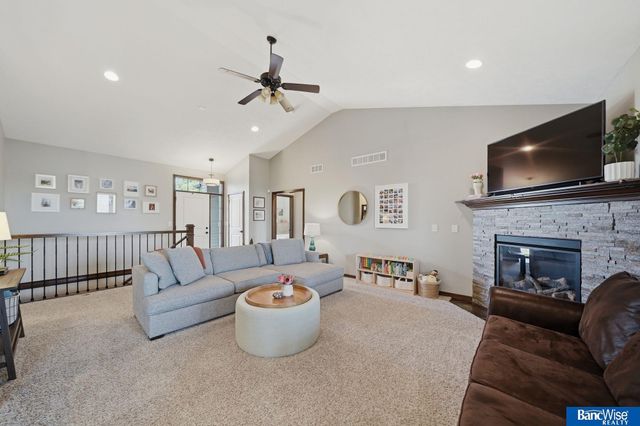1340 Blue Spruce Drive, Lincoln, NE 68505