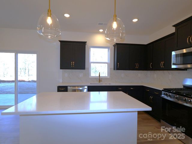 1333 Fremont Drive, Wingate, NC 28174