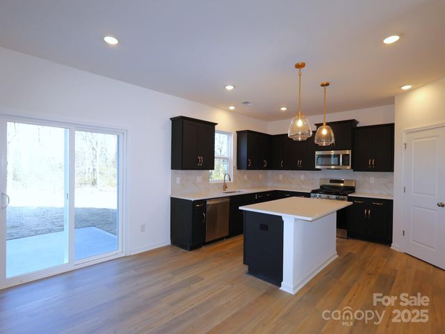 1333 Fremont Drive, Wingate, NC 28174