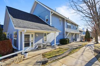 453 Mill STREET #802, Fontana, WI 53125