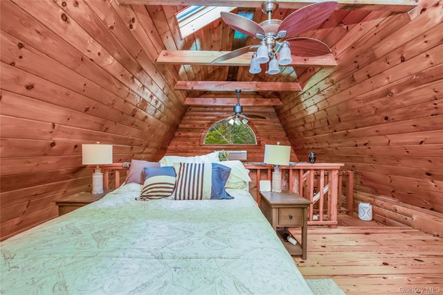3010 Hulse Landing C-19, Wading River, NY 11792