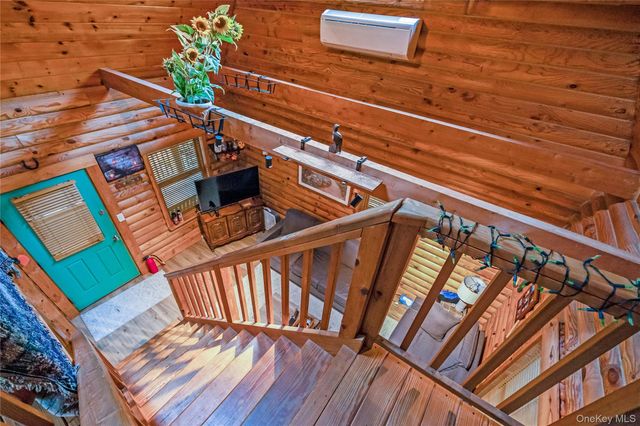 3010 Hulse Landing C-19, Wading River, NY 11792