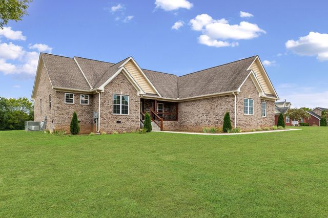 4029 Pleasant Gate Ln, Columbia, TN 38401
