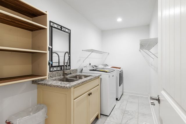 4029 Pleasant Gate Ln, Columbia, TN 38401