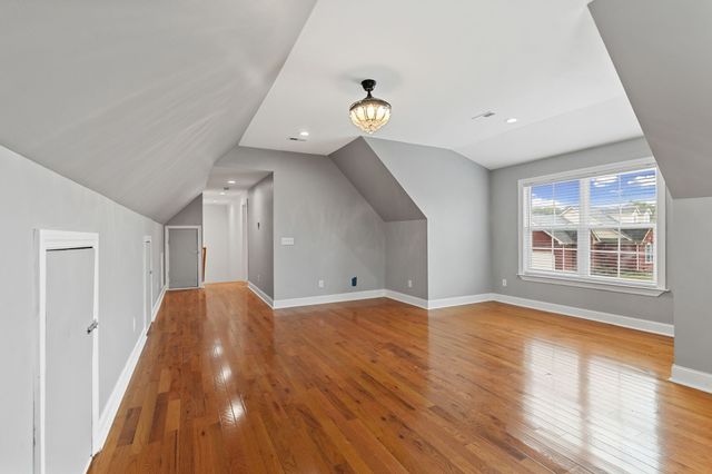 4029 Pleasant Gate Ln, Columbia, TN 38401