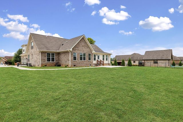 4029 Pleasant Gate Ln, Columbia, TN 38401