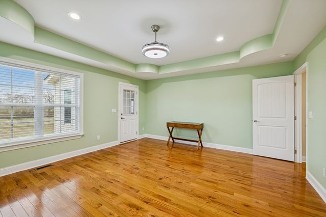 4029 Pleasant Gate Ln, Columbia, TN 38401