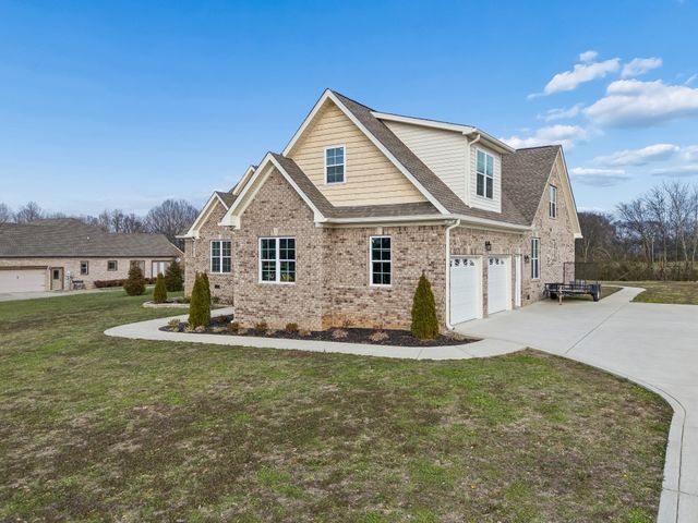 4029 Pleasant Gate Ln, Columbia, TN 38401