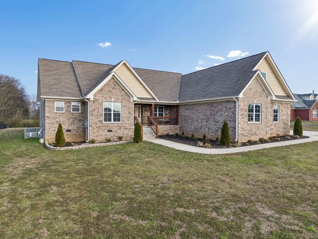 4029 Pleasant Gate Ln, Columbia, TN 38401