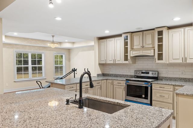 4029 Pleasant Gate Ln, Columbia, TN 38401