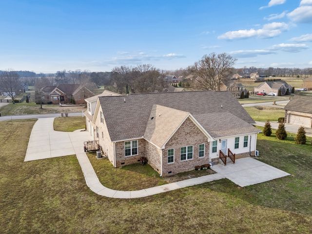 4029 Pleasant Gate Ln, Columbia, TN 38401
