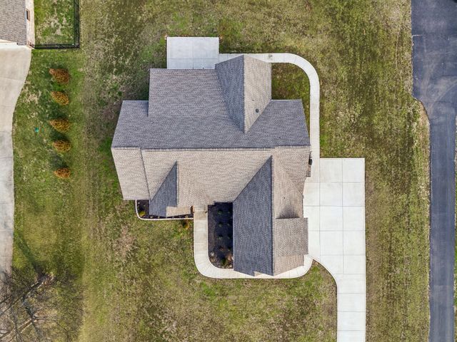 4029 Pleasant Gate Ln, Columbia, TN 38401